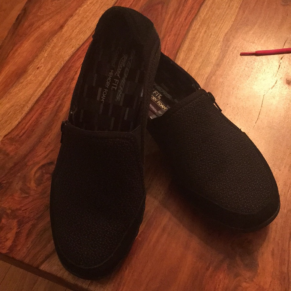 Sketchers shoe